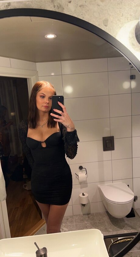 Ashely Hunny haut de star du porno images