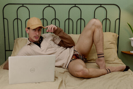 Jammes Marttins star du porno gratuit image