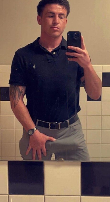 Matthew Sicurella belle star du porno image