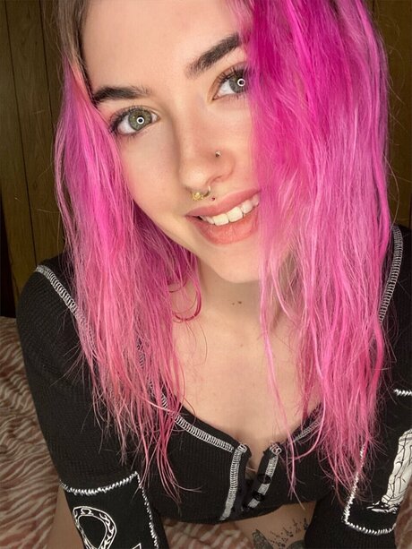 Wyn modèle érotique image