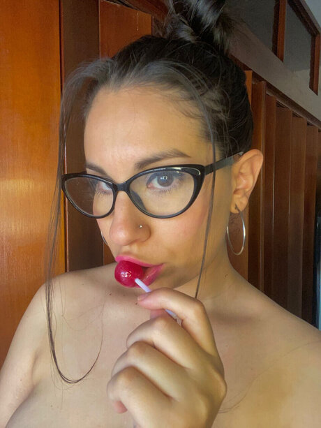 Nicol Castillo Sweet amp amp Not So Innocent_ jolie actrice img