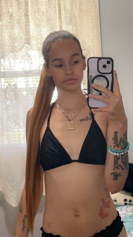 Tiana White star du porno exclusive photo