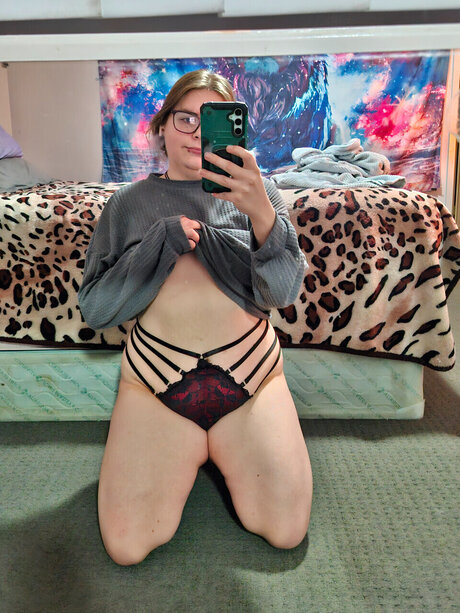 Chubbycat23 star du porno gratuit image