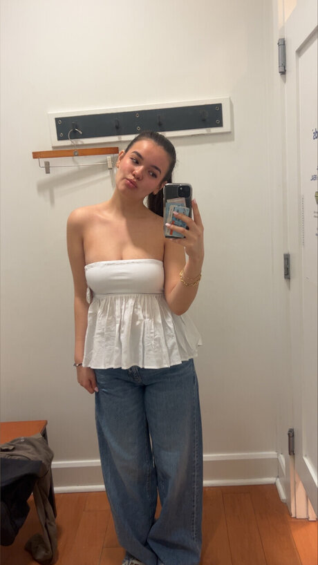 béance anale uniquementfans sexy nue galerie