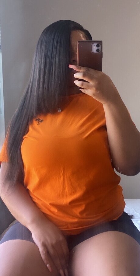 Pink Pu y_ actrice de nus des photos