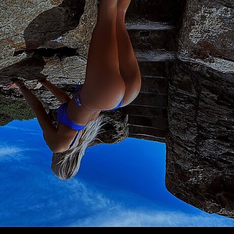 Jadeli Rosa modèle porno image