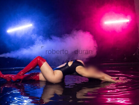 HotSinAdventure actrice hd photos