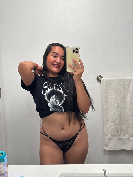 Carito30 modèle joli galeries