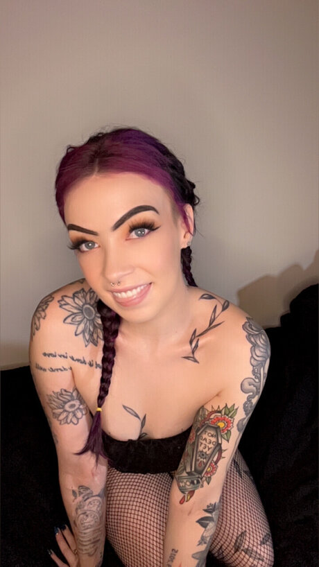 _Ivy Daily_ beau modèle collection