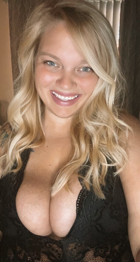 non seulementfans nus sexy photo