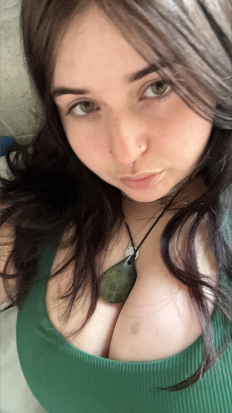 Charlise modèle nu photos