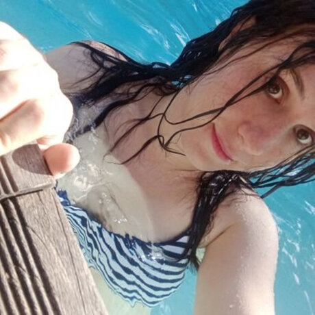 Emilune actrice adulte archive