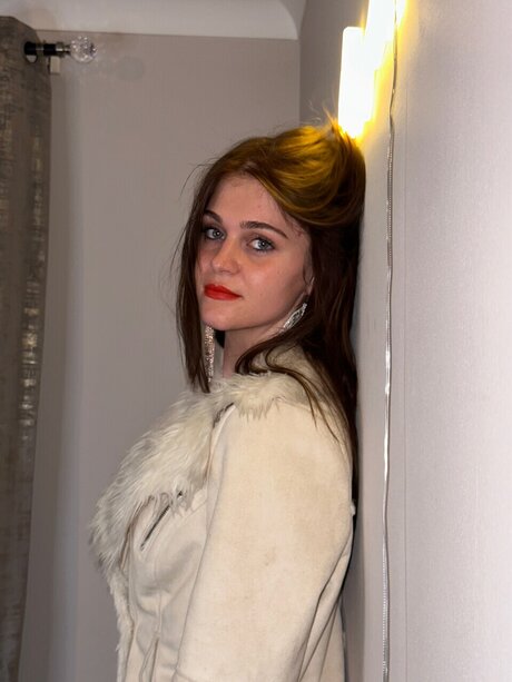 Reina flores joli modèle galeries