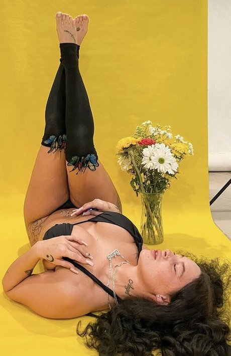 grosse bite baise onlyfans art érotique galerie