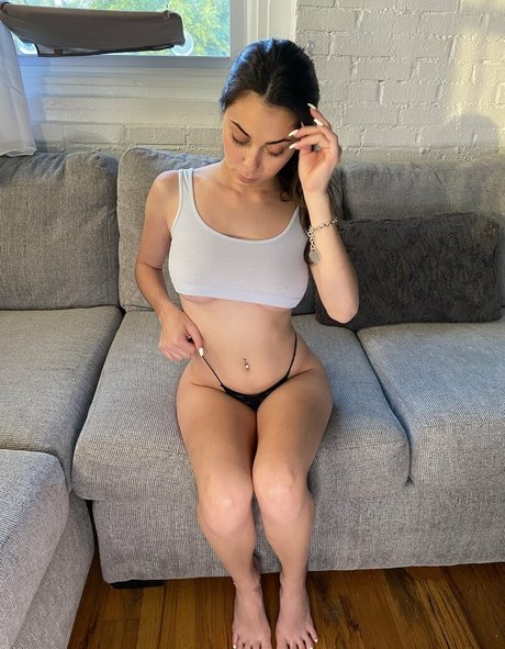 épouse infidèle onlyfans chaud nu photo