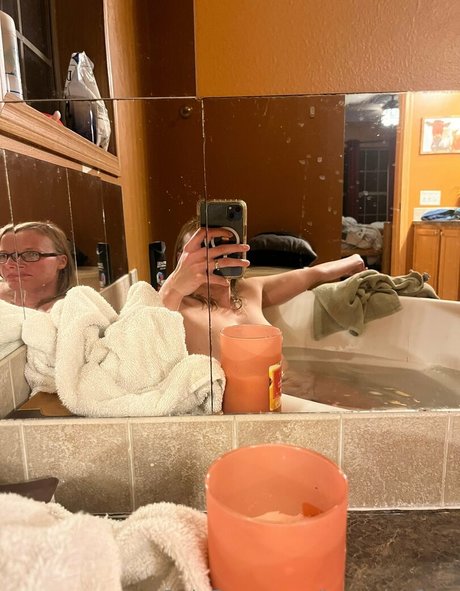 onehotmomma1220free actrice artistique photos