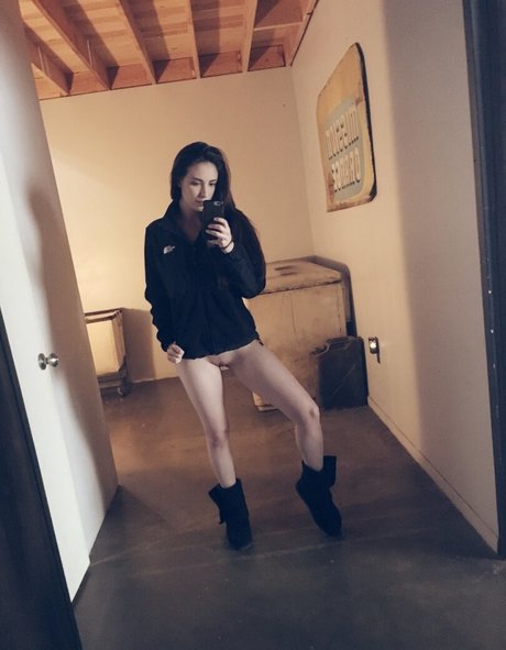 caseycalvertxxx jolie actrice photos