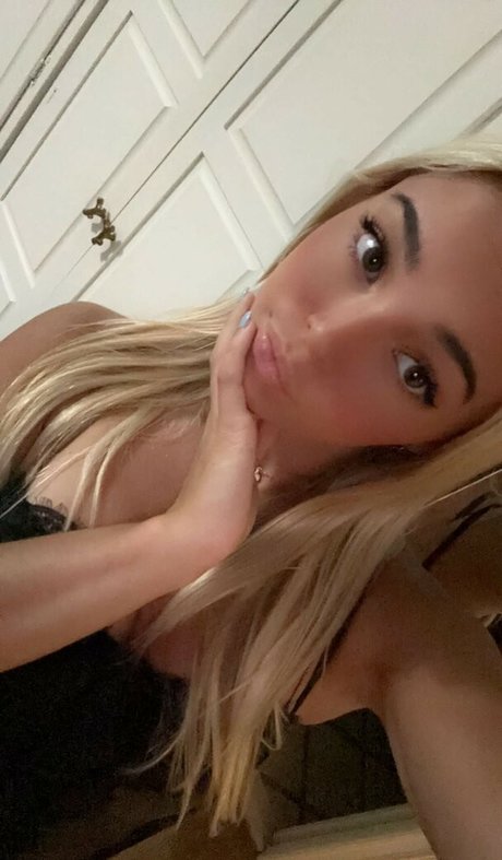 gros seins ébène onlyfans sympa pornographique archive