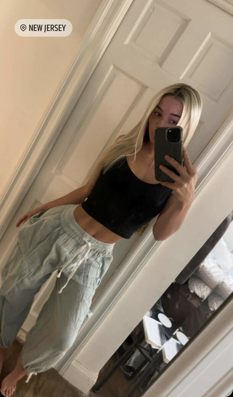 tatouages ​​blonds onlyfans meilleur érotique images