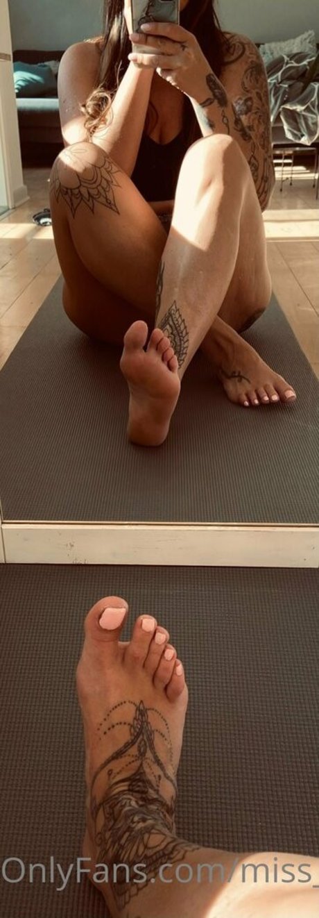 miss sexy feet modèle parfait photo