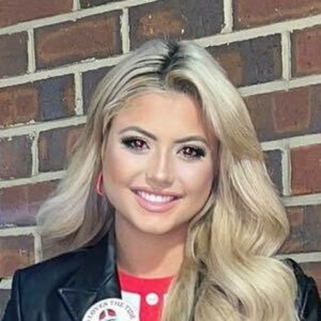 Kylan Darnell modèle érotique galerie