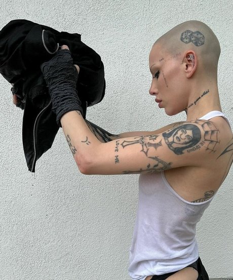 Siiickbrain actrice xxx img