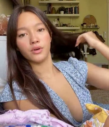 Lily Chee star du porno sympa collection
