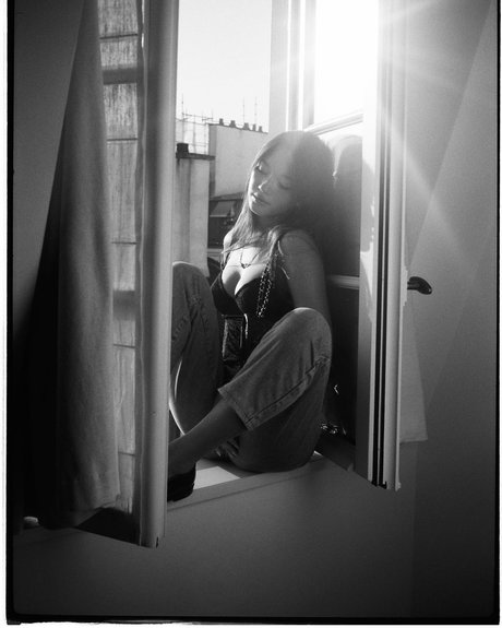 Lily Chee modèle nu img