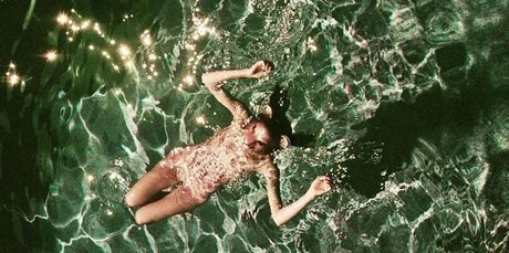 Elohim actrice exclusive img