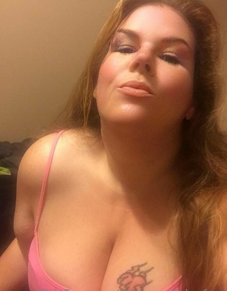 thicknprettybrefree star du porno érotique des photos