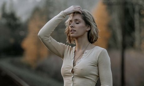 Emily Viuhkola star pornographique archive