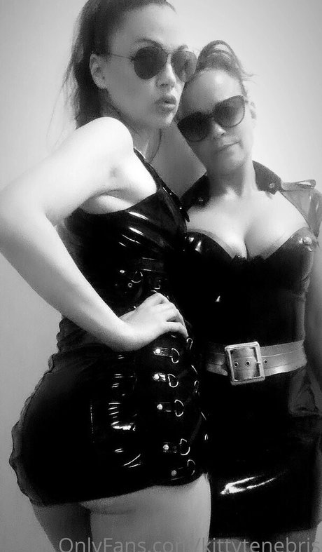 kittytenebris étoile gratuite images