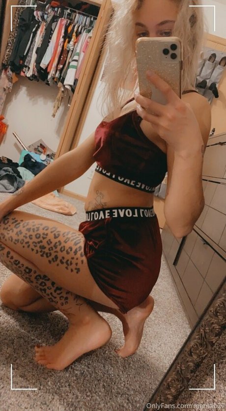 en direct uniquement pour les fans nus parfaits galerie