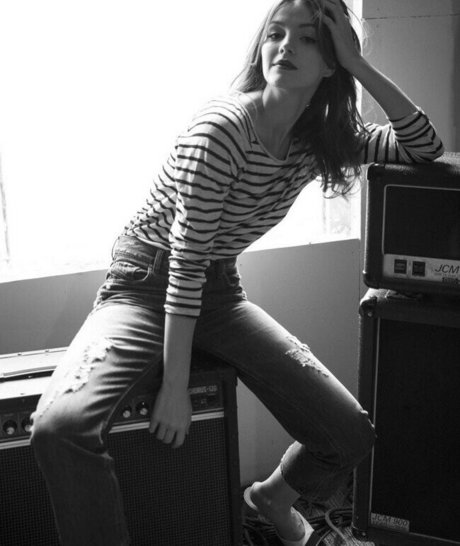 Ella Hunt actrice exclusive collection