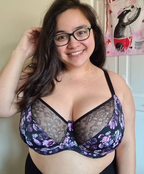 janineaam étoile chaude collection