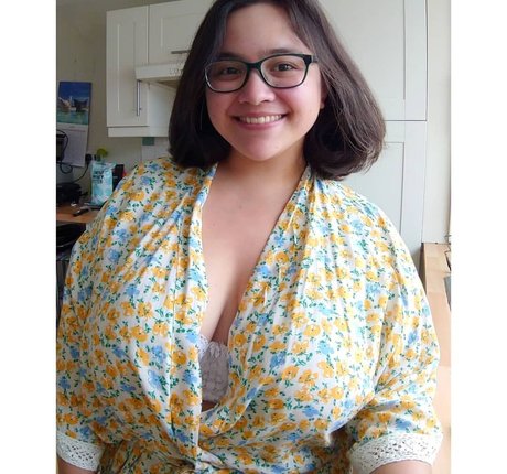 amateurs courbés onlyfans nus chauds images