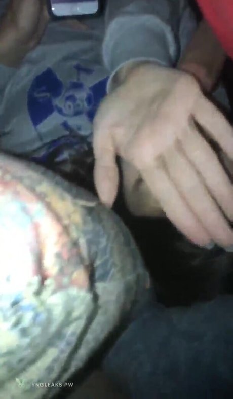 Ally Dowd modèle hd galeries