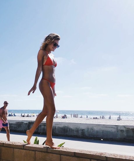 HannaH beau modèle galerie