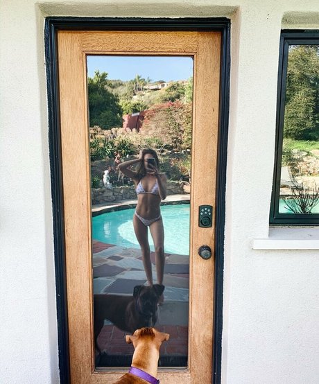 HannaH étoile érotique galeries