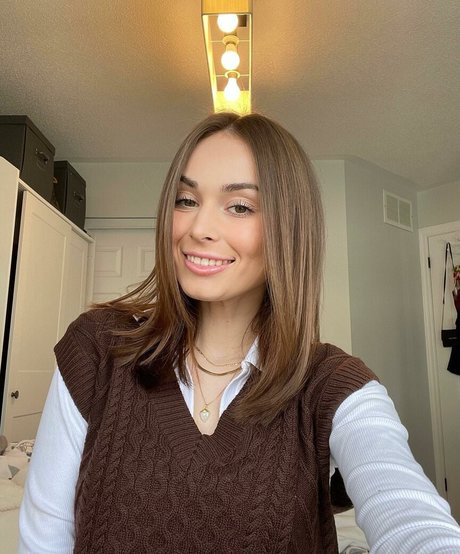 Logan Fabbro haut étoile galeries