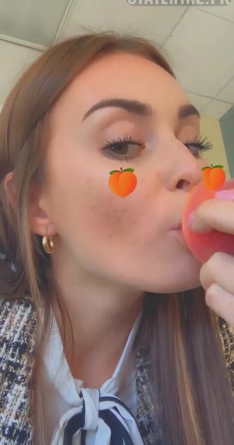 Logan Fabbro star du porno érotique galerie