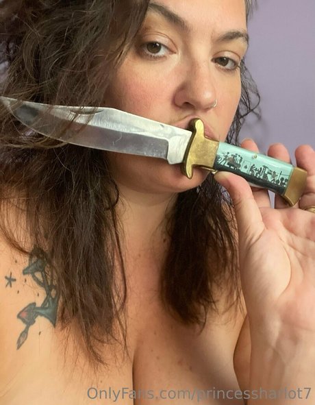 princessharlot7 star du porno gratuit image