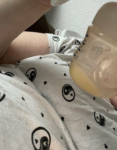 curvymom95 nus de stars du porno image