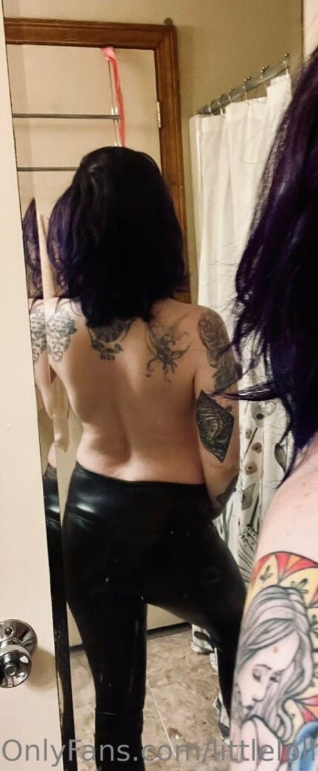 littlelolly89 modèle artistique galerie