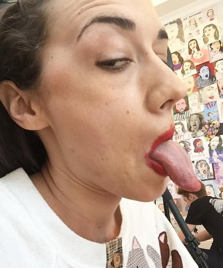 Colleen Ballinger mannequin img