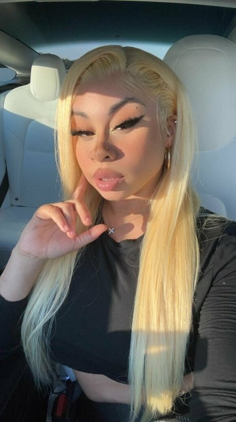 maman fils onlyfans parfait chaud image