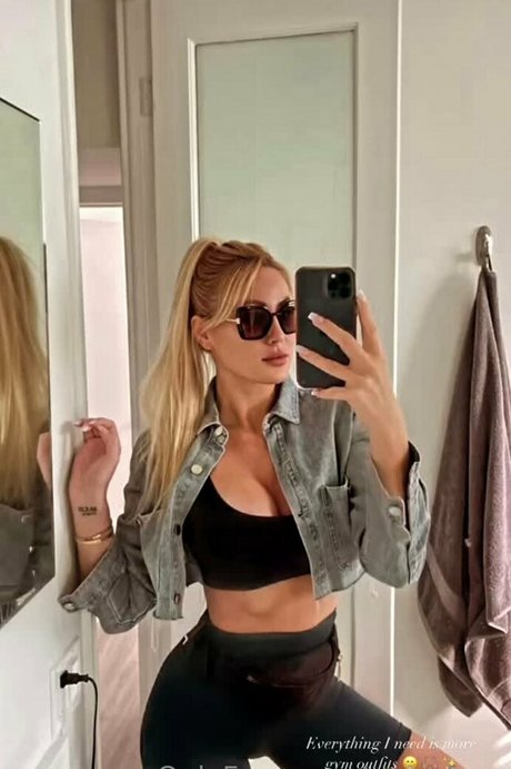 éjacule sur la langue onlyfans xxx nu des photos