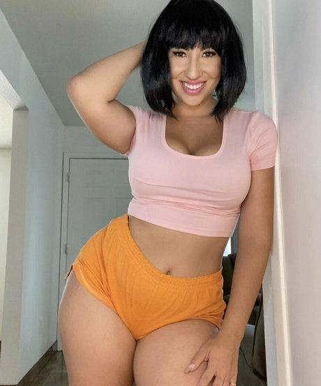 bellabottoms69 actrice pornographique image