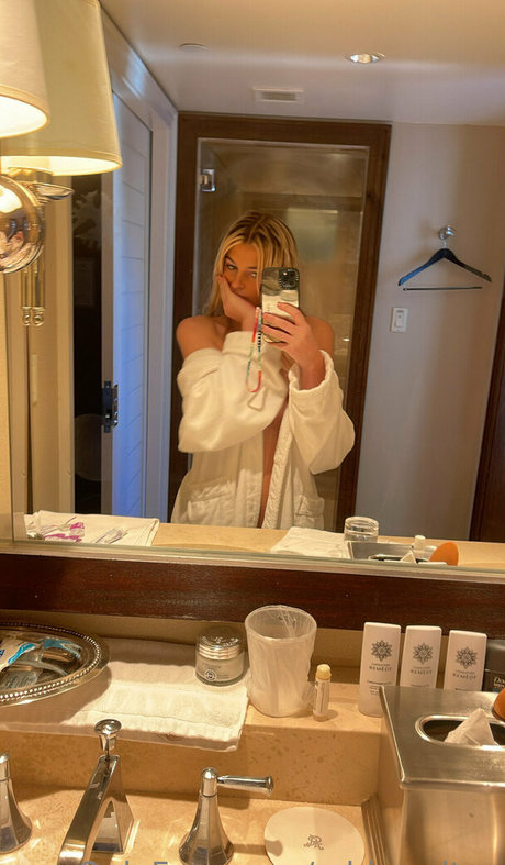 urbbaddy actrice xxx galerie