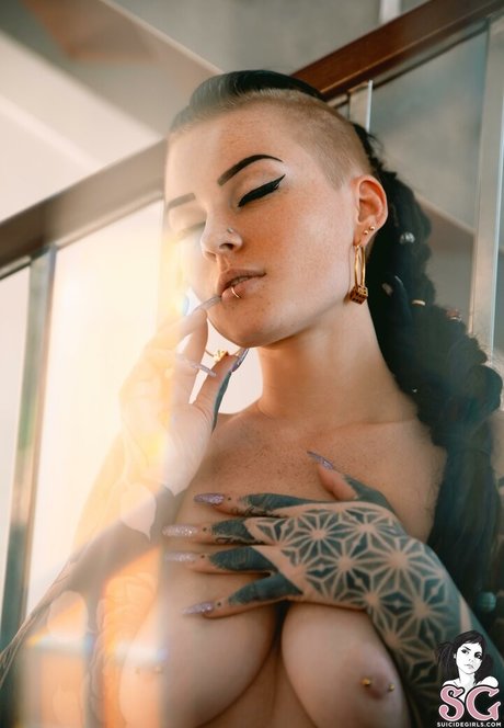 Sierhaus modèle nu images